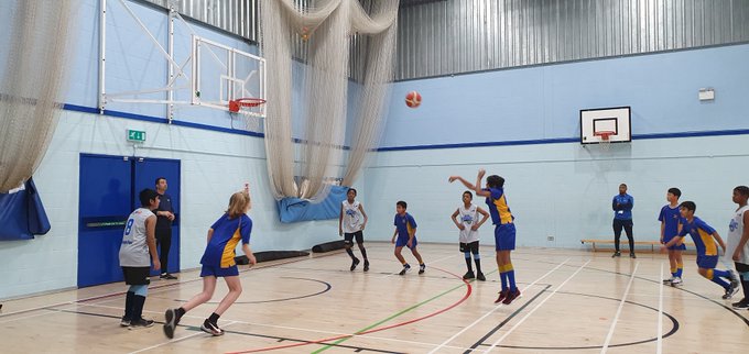 year 7 basketball match