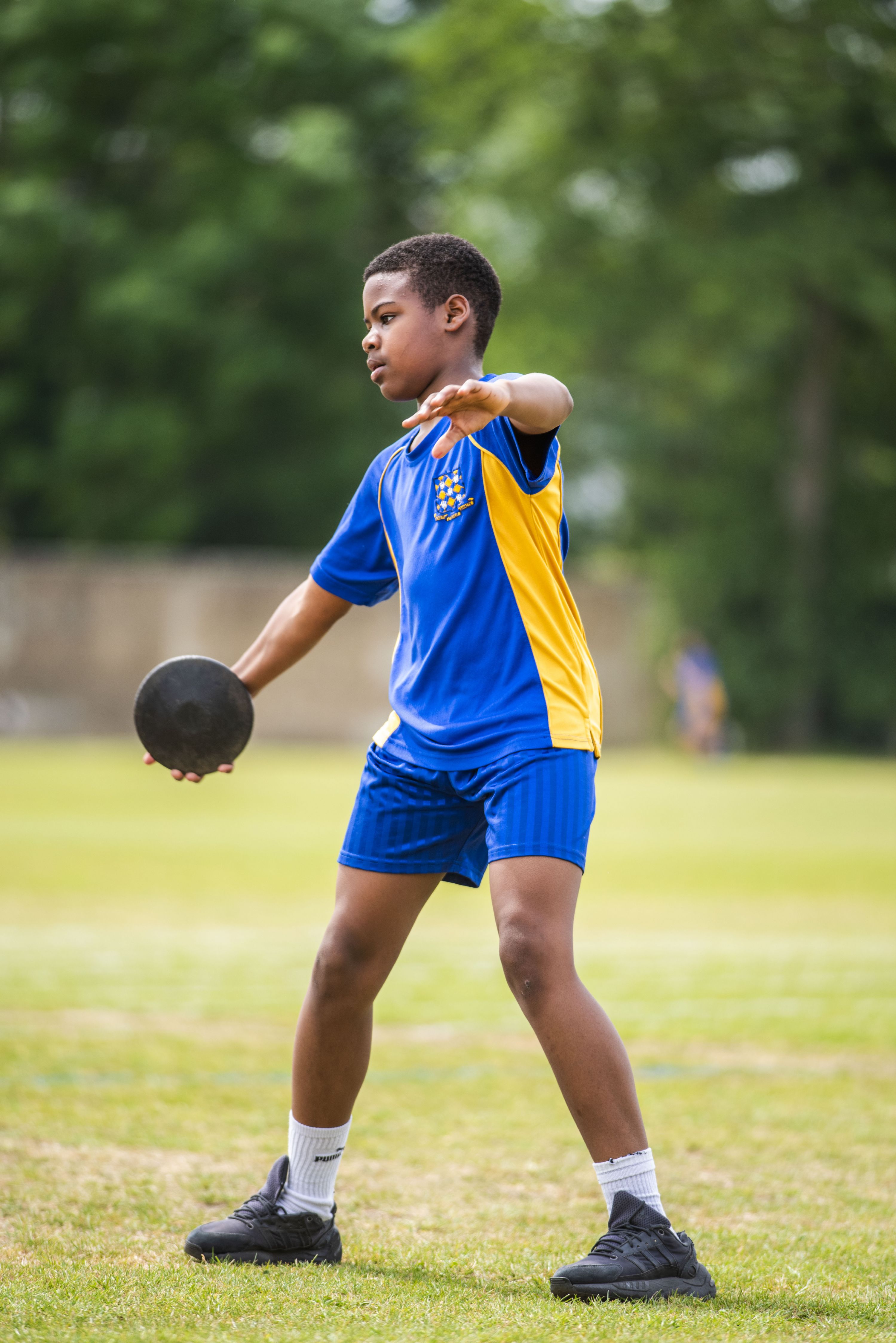 Rutlish students in a relay race
